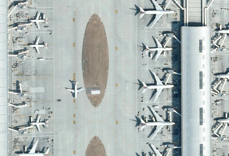 Illustration for article titled Satellite pictures of airports reveal their extreme complexity
